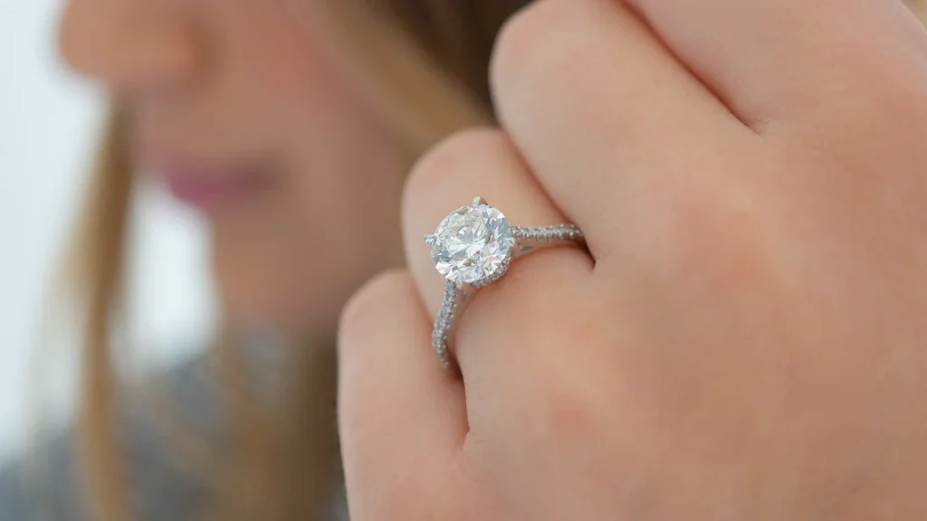 The Timeless Charm of Estate Jewelry: Why It’s the Perfect Choice for Your Engagement Ring